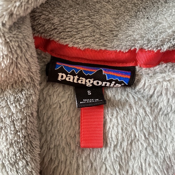 Patagonia Women's Re-Tool Snap-T Fleece Pullover - Picture 2 of 3